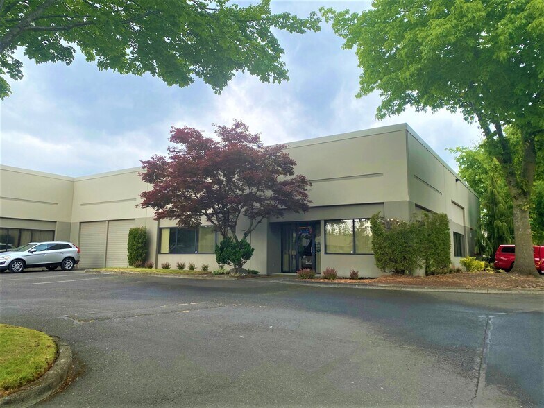 More Photos Of 4900-4916 NE 122nd Ave, Portland Unknown For Lease