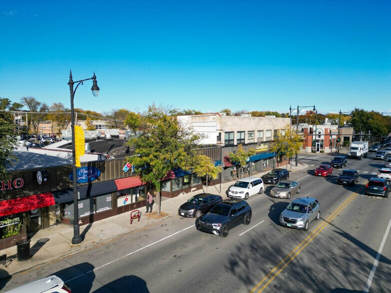 More Photos Of 5400-5406 W Devon Ave, Chicago Storefront Retail Office For Lease