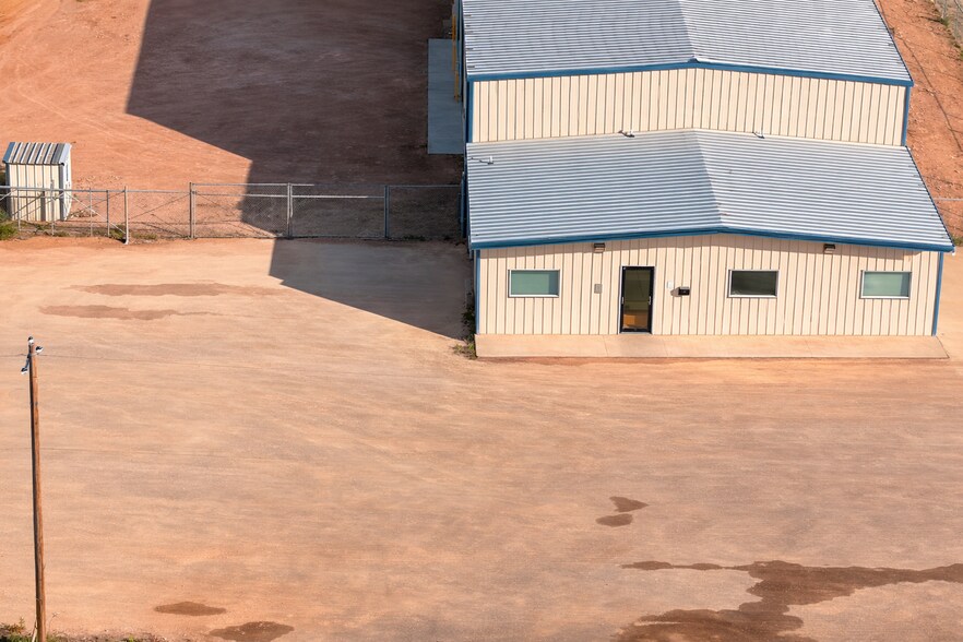 More Photos Of 10400 W County Road 72, Midland Warehouse For Lease