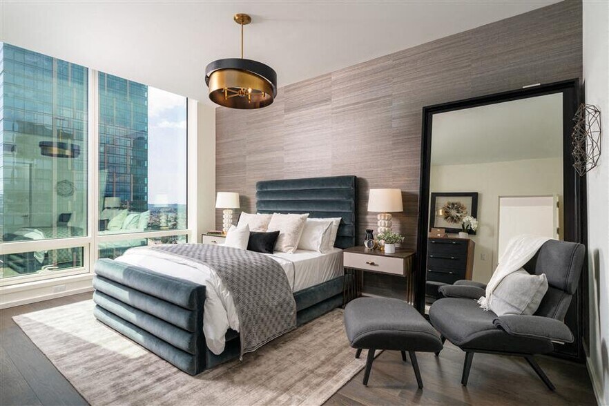 More Photos Of 1000 W 8th St, Los Angeles Apartments For Lease