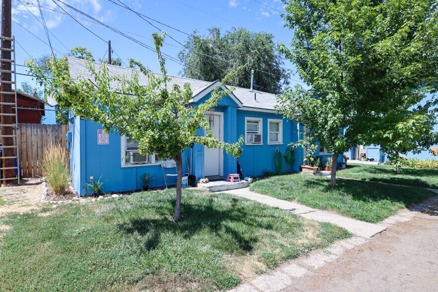 More Photos Of 124 NW 4th Ave, Ontario Apartments For Sale