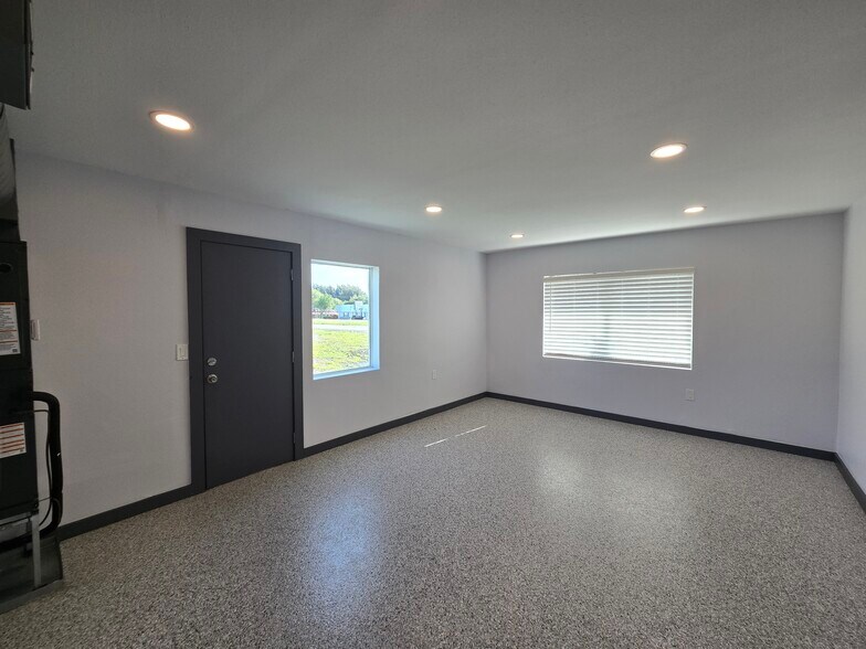 More Photos Of 3001 N Us Highway 1, Fort Pierce Industrial For Sale