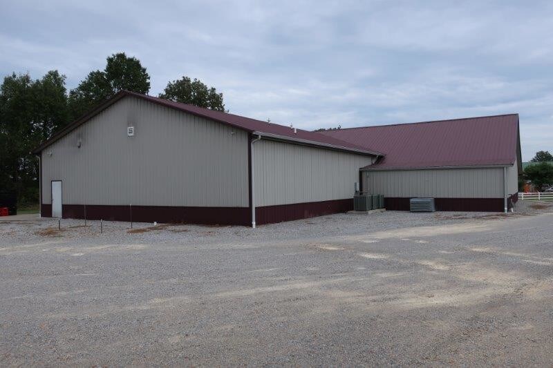 More Photos Of 71 Commerce St, Hickory Supermarket For Sale