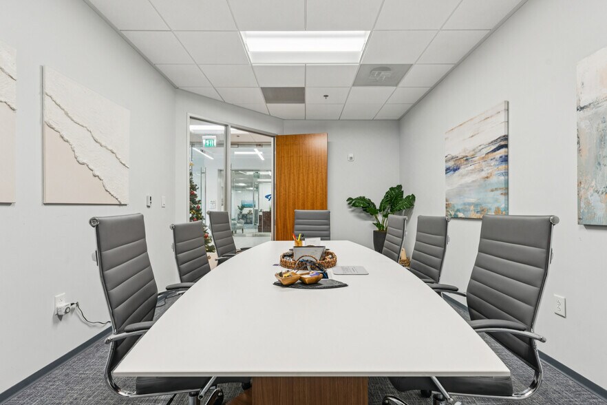 More Photos Of 235 Magrath Darby Blvd, Mount Pleasant Office For Lease