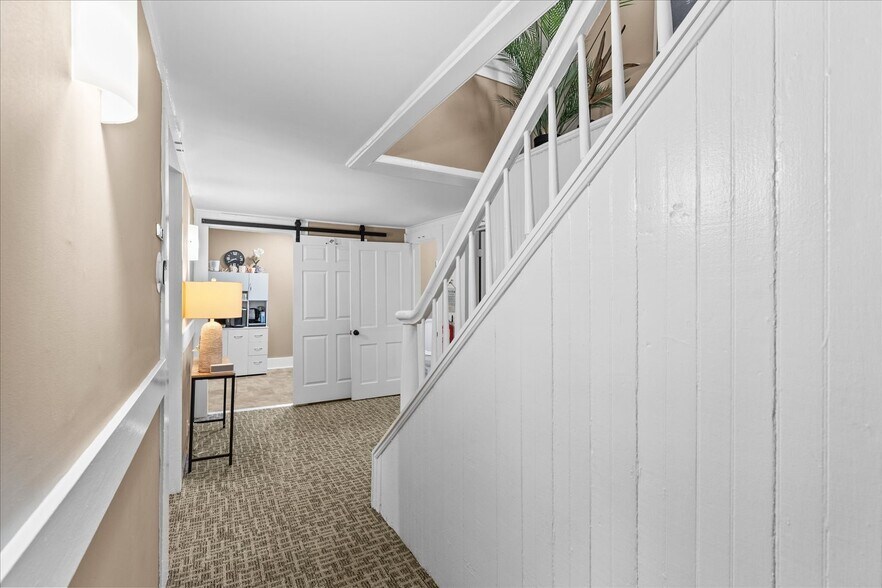 More Photos Of 306 N Thornton Ave, Dalton Office For Sale