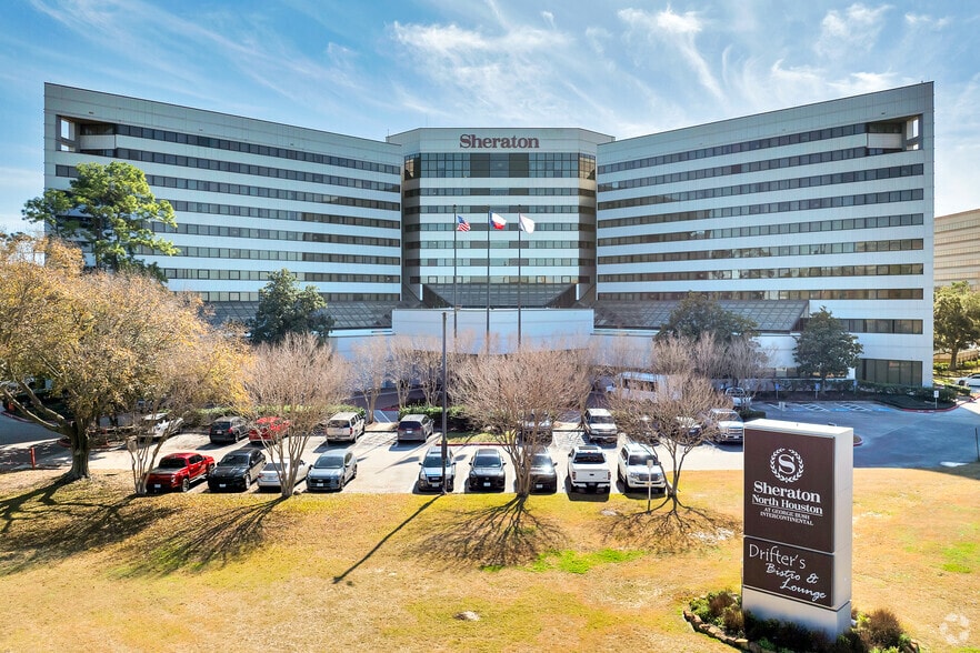 More Photos Of 15700 John F Kennedy Blvd, Houston Hotel For Sale