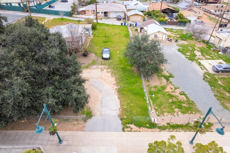 More Photos Of 35261 Yucaipa Blvd, Yucaipa Office For Sale