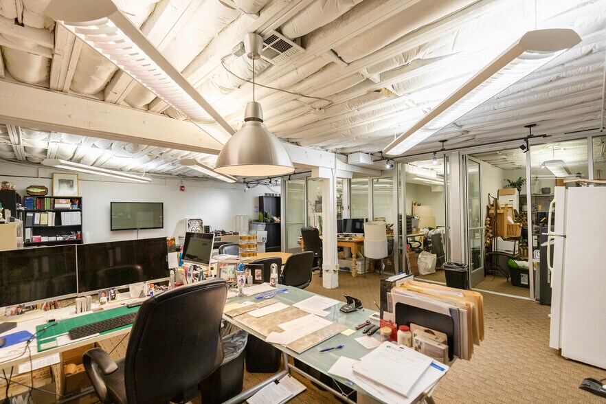 More Photos Of 920 20th St, Sacramento Loft Creative Space For Lease