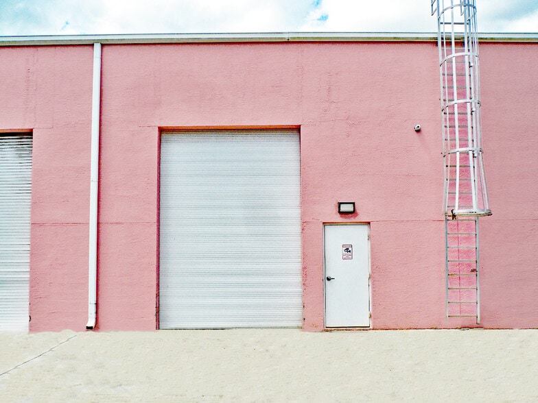 More Photos Of 801-893 Kings Hwy, Fort Pierce Light Manufacturing For Sale