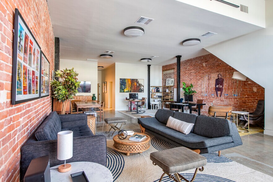 More Photos Of 179-181 Culver Blvd, Playa Del Rey Office Residential For Sale