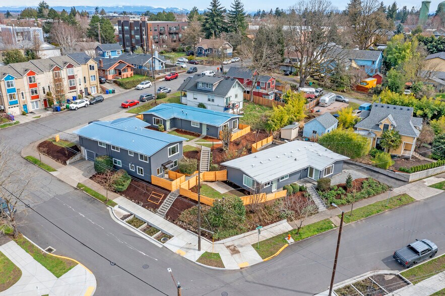 More Photos Of 8525-8529 N Willamette Blvd, Portland Apartments For Sale