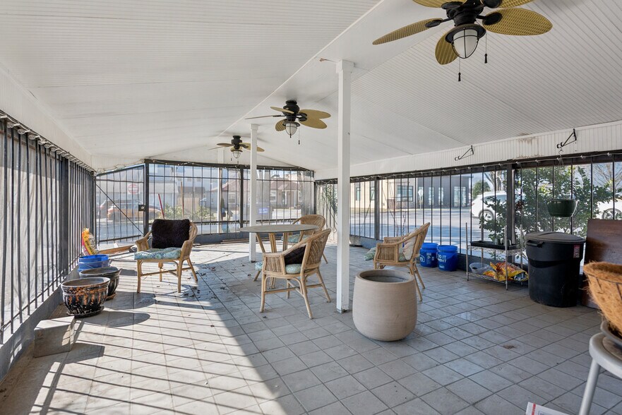 More Photos Of 2799 Bransford Ave, Nashville Office For Sale