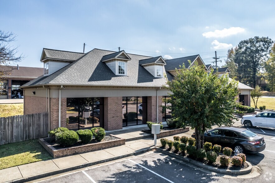 More Photos Of 1330 E Goodman Rd, Southaven Office For Sale