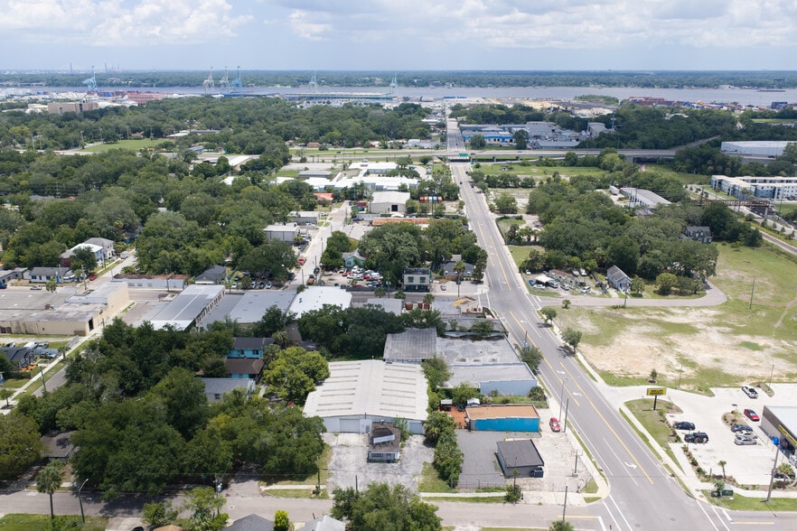 More Photos Of 1817 Florida Ave, Jacksonville Warehouse For Sale