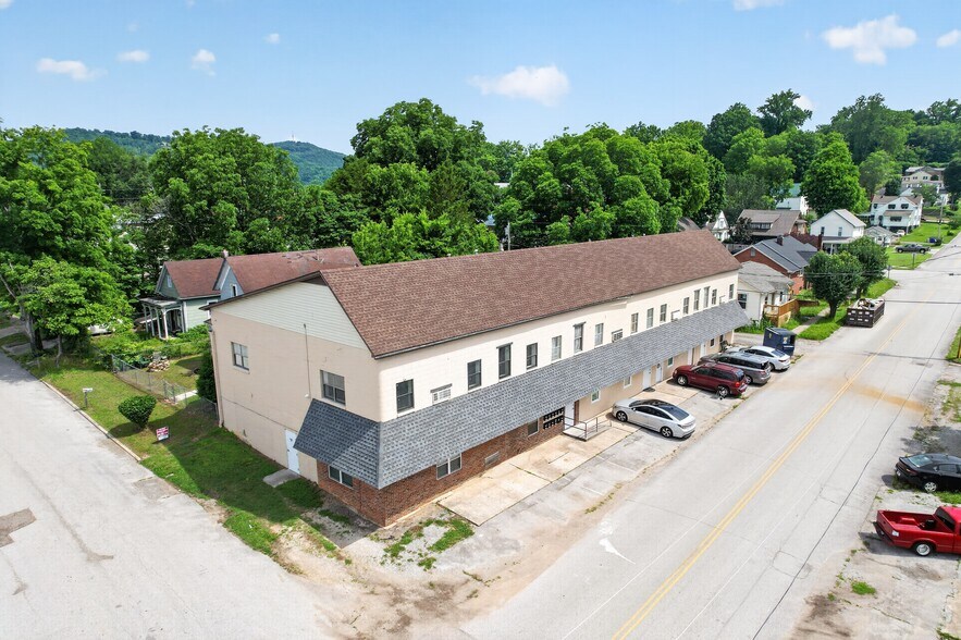 More Photos Of 201-302 Sewanee st St, Harriman Apartments For Sale