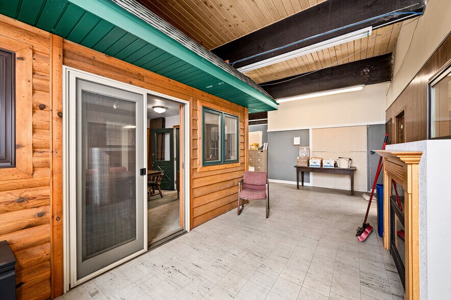 More Photos Of 350 Garfield Ave, Duluth Warehouse For Lease