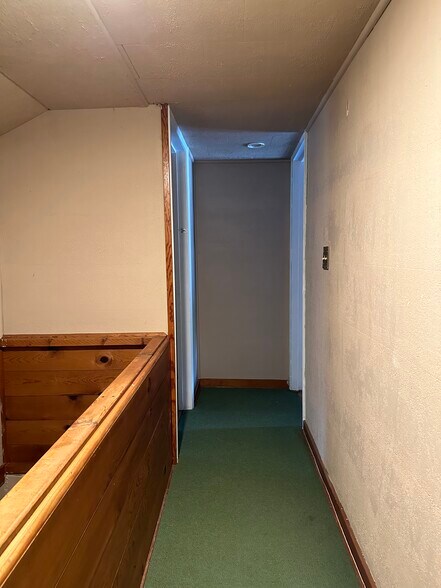 More Photos Of 912 Coolidge Rd, East Lansing Medical For Sale