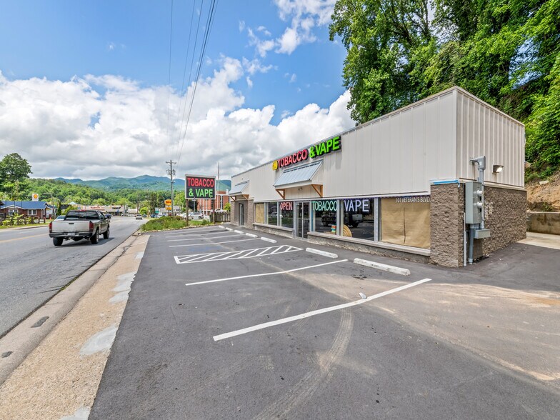 More Photos Of 101 Veterans Blvd, Bryson City Office For Lease
