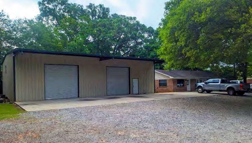 Primary Photo Of 2261 Dawes Rd, Mobile Warehouse For Sale