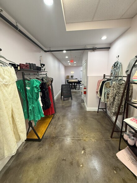 More Photos Of 380 Monroe Tpke, Monroe Storefront For Lease