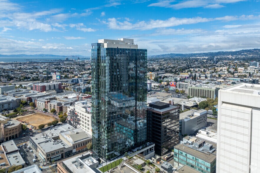 More Photos Of 1950 Broadway, Oakland Coworking Space