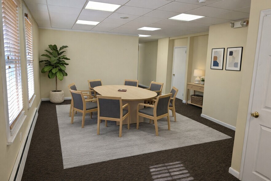 More Photos Of 21 Oakland Ave, Warwick Medical For Lease