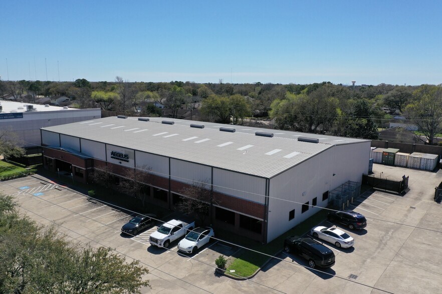 Primary Photo Of 11801 S Sam Houston Pky W, Houston Warehouse For Sale