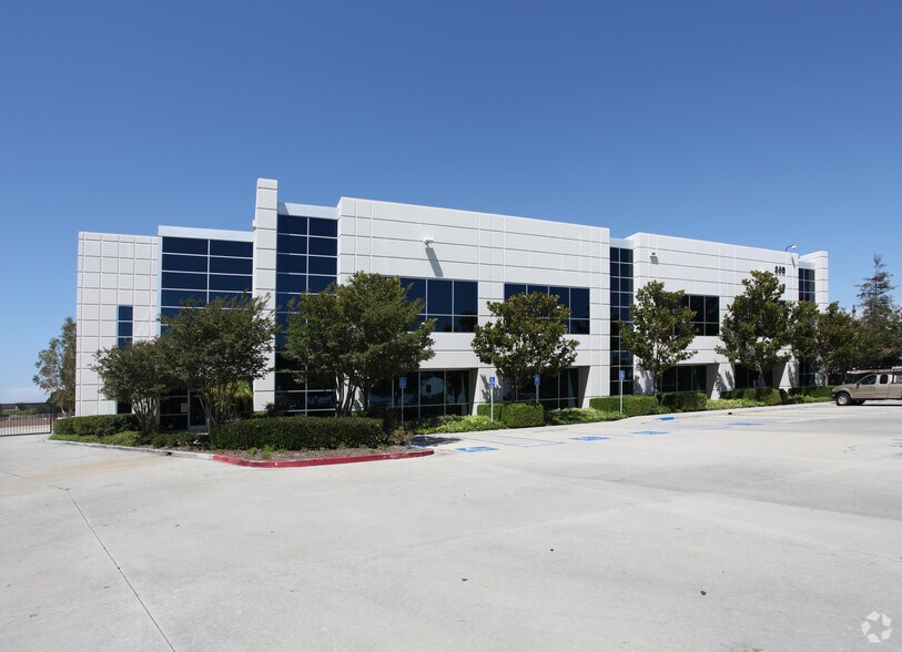 More Photos Of 350 Westmont Dr, San Pedro Distribution For Lease