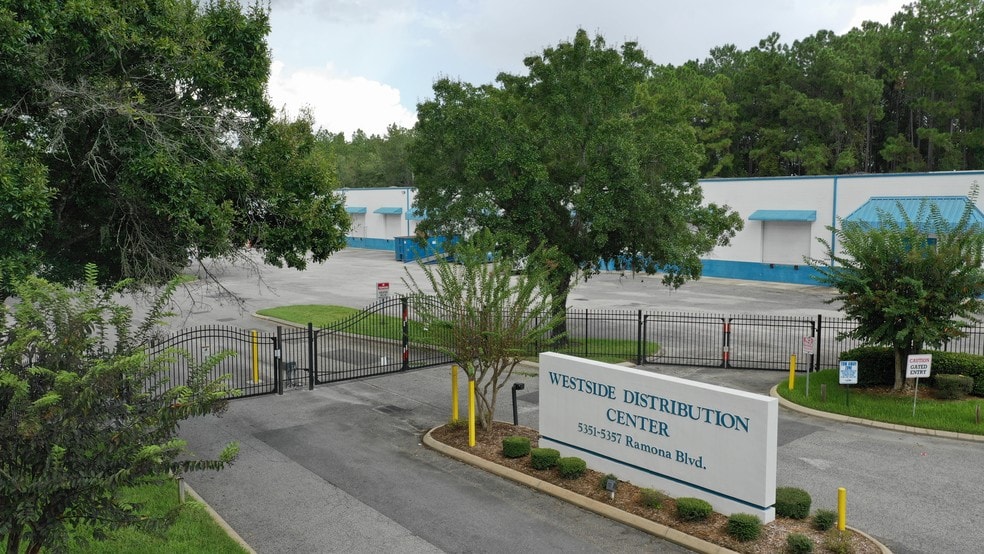 More Photos Of 5355 Ramona Blvd, Jacksonville Unknown For Lease