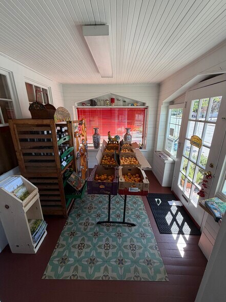 More Photos Of 720 E Washington St, Petaluma Office For Sale