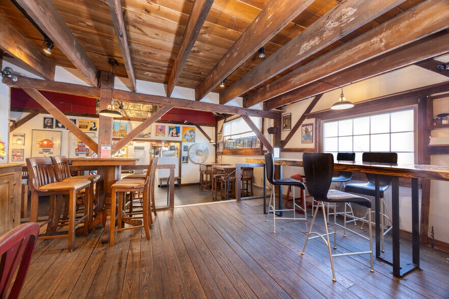 More Photos Of 6123 Lower York Rd, New Hope Specialty For Sale