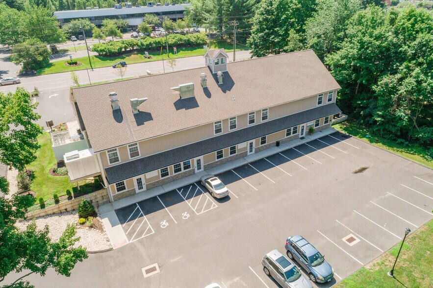 More Photos Of 123 Monroe Tpke, Trumbull Office For Lease