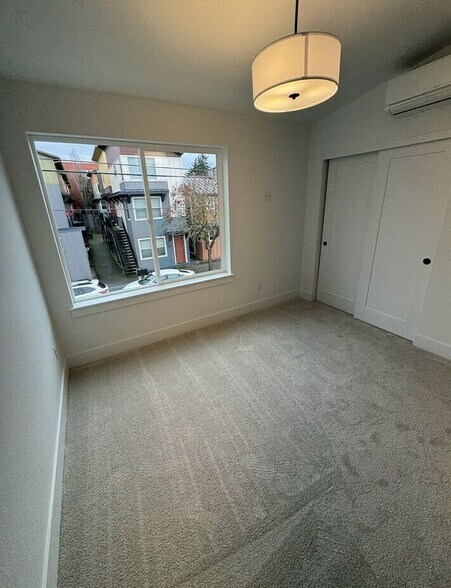 More Photos Of 2387 SE 43rd Ave, Portland Multifamily For Sale