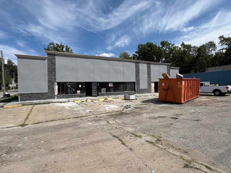 More Photos Of 5701-5707 Troost Ave, Kansas City Freestanding For Sale