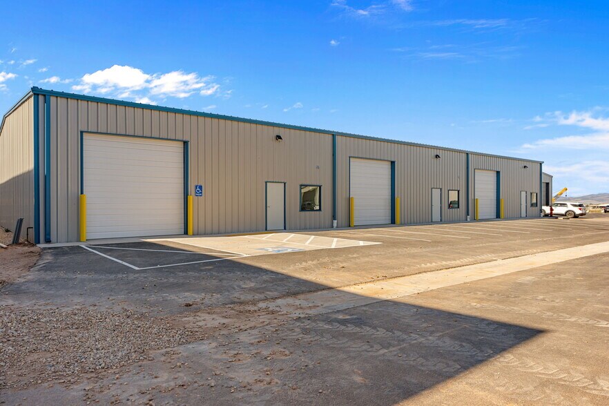 More Photos Of 2351 W 850 N, Cedar City Warehouse For Lease