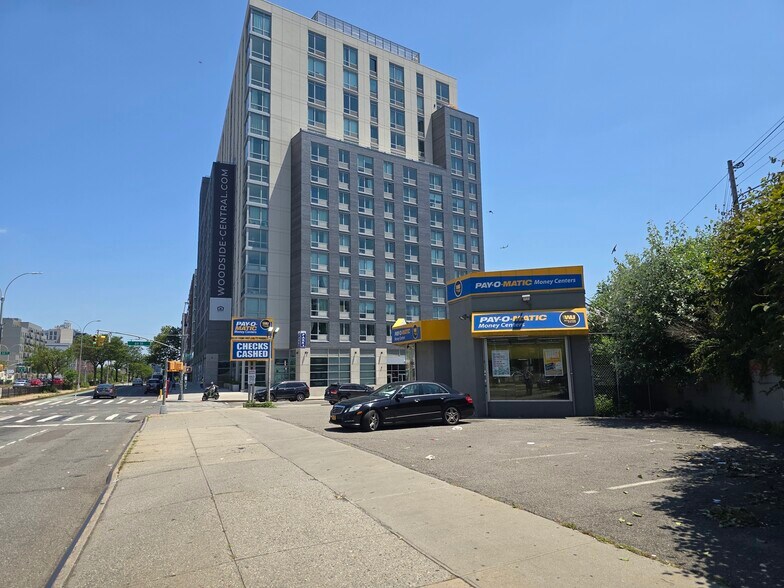 More Photos Of 68-20 Queens Blvd, Woodside Freestanding For Sale