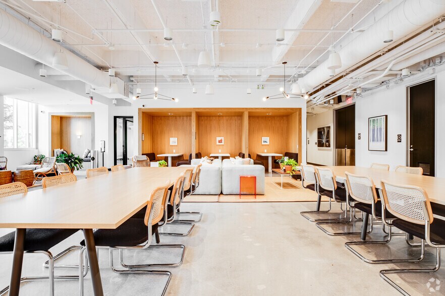 More Photos Of 3300 N Interstate 35, Austin Coworking Space