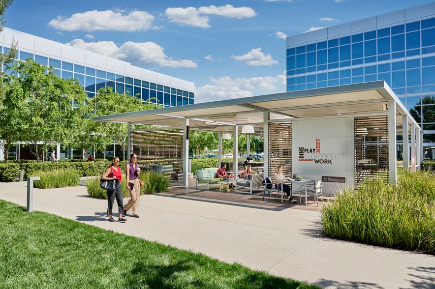 More Photos Of 15420 Laguna Canyon Rd, Irvine Office For Lease