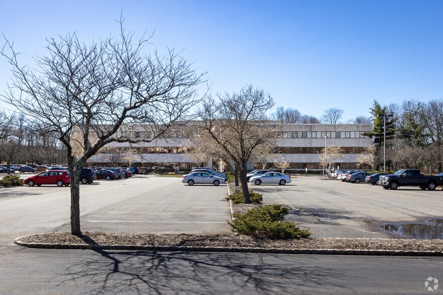More Photos Of 100 S Jefferson Rd, Whippany Office For Sale