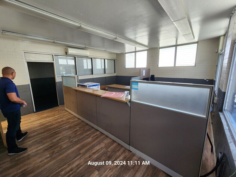More Photos Of 653 Mapunapuna St, Honolulu Warehouse For Lease