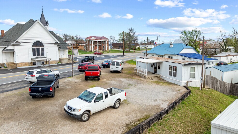 More Photos Of 601 E Main St, West Union Land For Sale