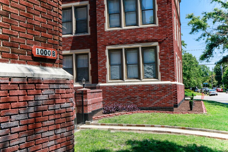 More Photos Of 1000 Gates Ave, Norfolk Apartments For Sale