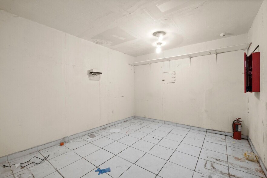 More Photos Of 110 Mary Louise Dr, San Antonio Apartments For Sale