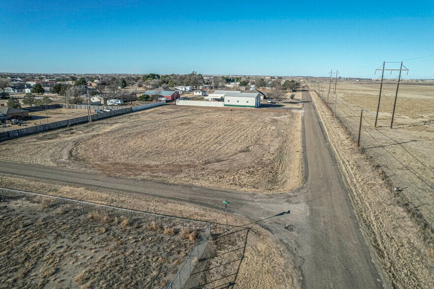 More Photos Of 2901 Lafayette Ln, Amarillo Warehouse For Sale
