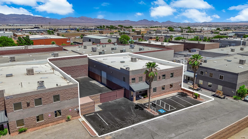 More Photos Of 2860 N Commerce St, North Las Vegas Warehouse For Lease