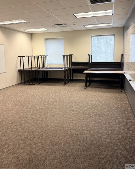 More Photos Of 20 Martin Ct, Savannah Medical For Lease