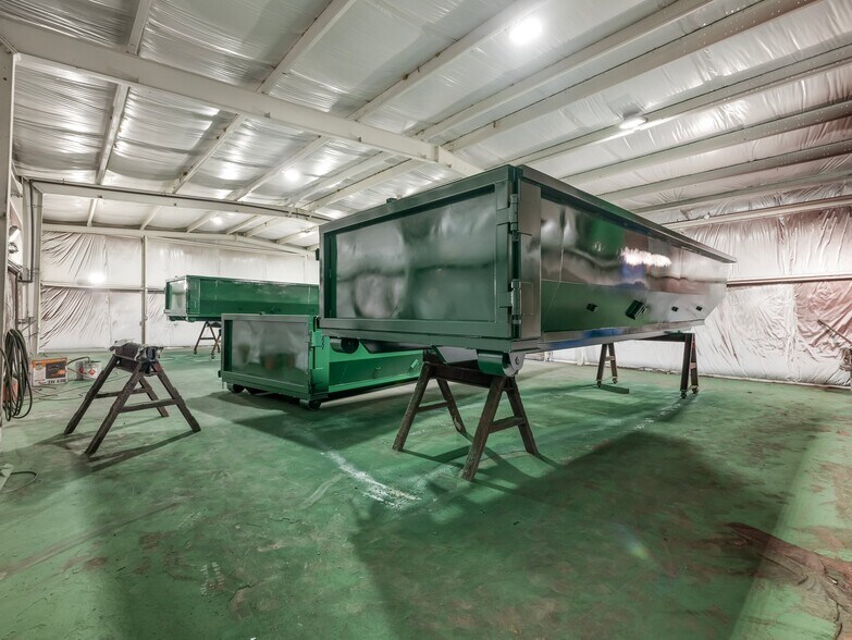 More Photos Of 1205 Industrial Blvd, Gainesville Warehouse For Sale