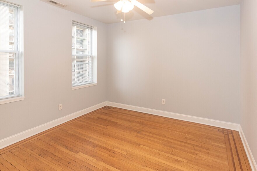 More Photos Of 2445 Lakeview Ave, Baltimore Apartments For Sale