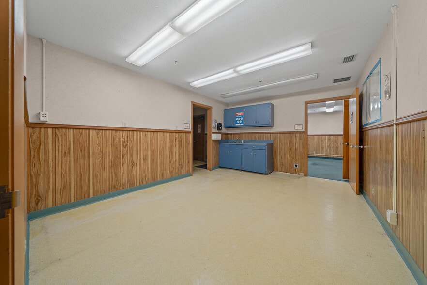 More Photos Of 506 SE 3rd Ave, Ocala Warehouse For Sale