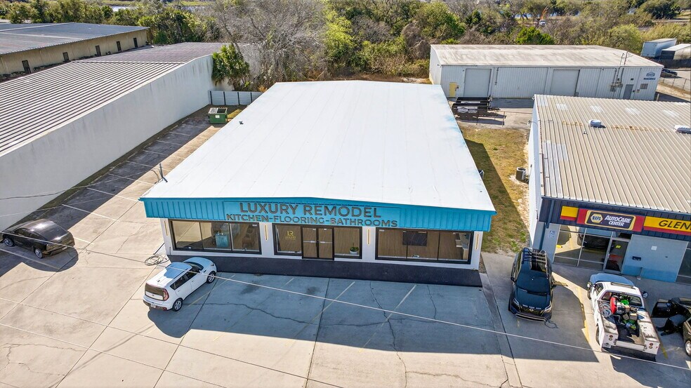 More Photos Of 809 N Cocoa Blvd, Cocoa Storefront For Sale